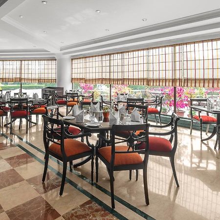 สโรวร ปอร์ติโก สุราชคัญช์ Hotel นิวเดลี ภายนอก รูปภาพ